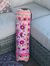 Load image into Gallery viewer, Embroidered Yoga Bag