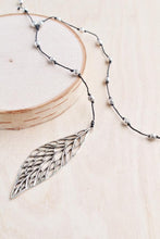 Load image into Gallery viewer, WEBBED LEAF NECKLACE